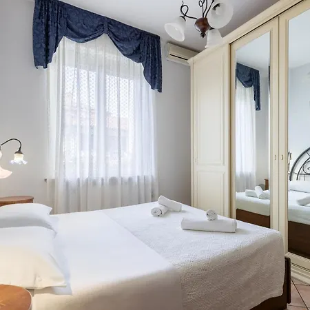 Elegance 5 Minutes From The Center - Free Park Wi-fi & Ac * Alba (Piedmont)
