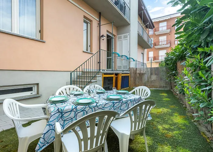 Con Giardino A 5 Minuti Dal Centro Storico - Parcheggio Privato E Gratuito, Wi-fi & Ac 아파트